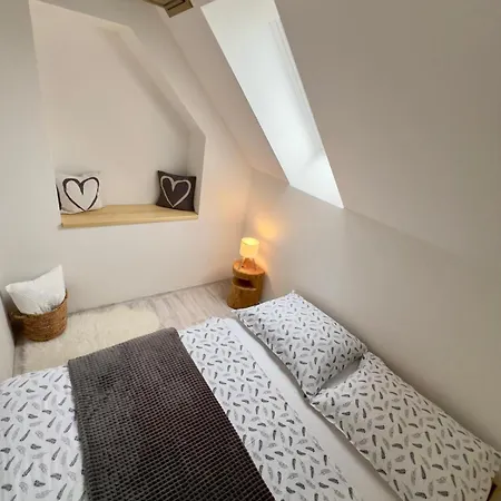 홈스테이 Apartmany Krivoklat *